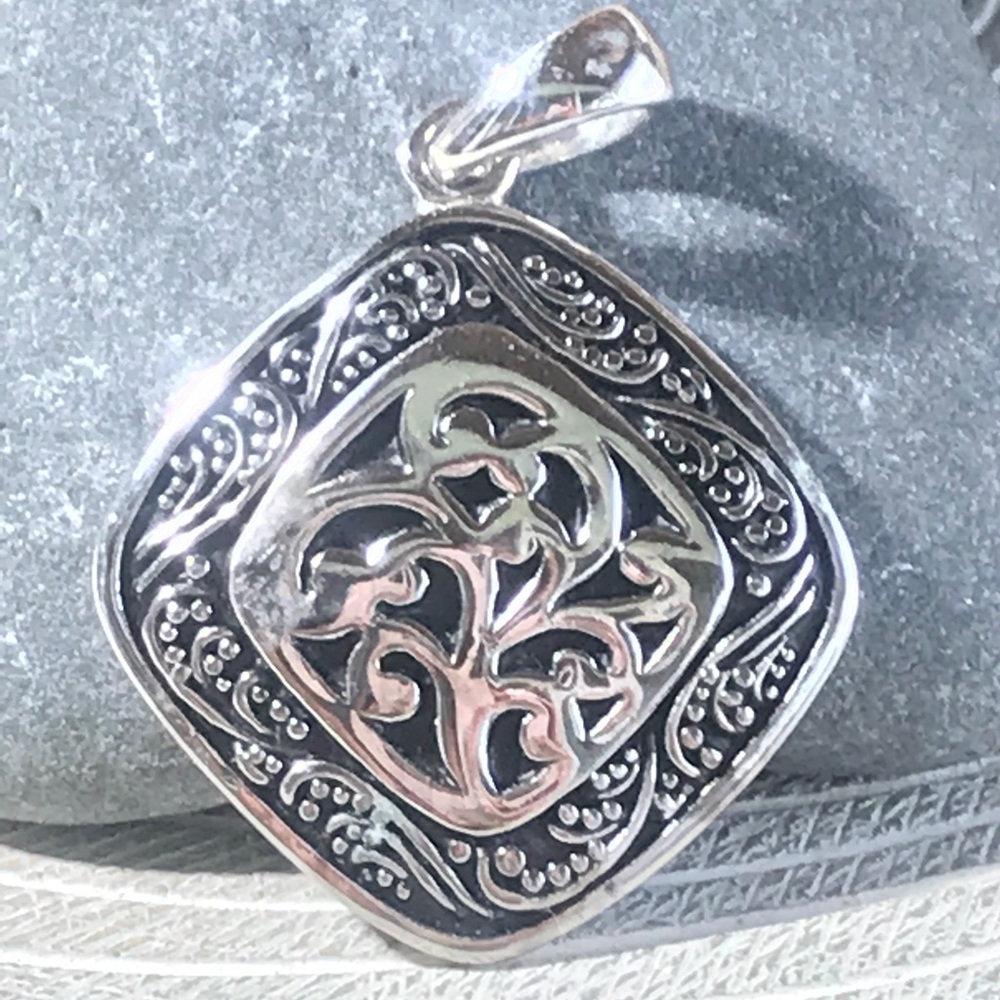 Silver Necklace Slide